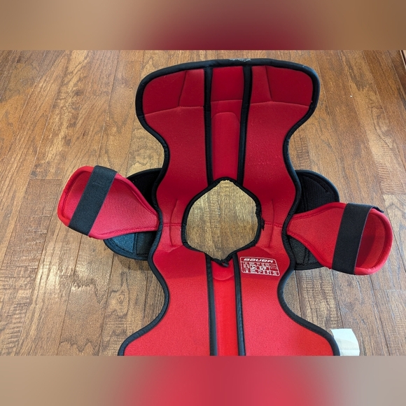 Bauer Vapor X2.0 Hockey Shoulder Pads Juniors Small 60-90lbs NWOT - Picture 10 of 13